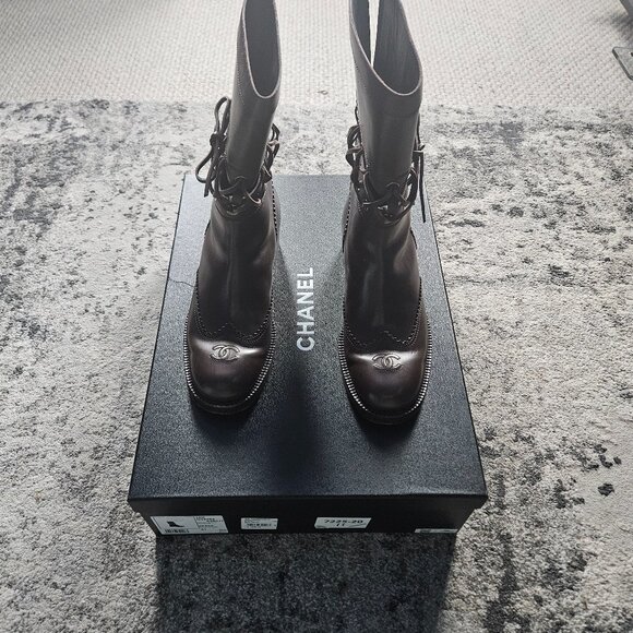Womens Chanel boots - Picture 1 of 1